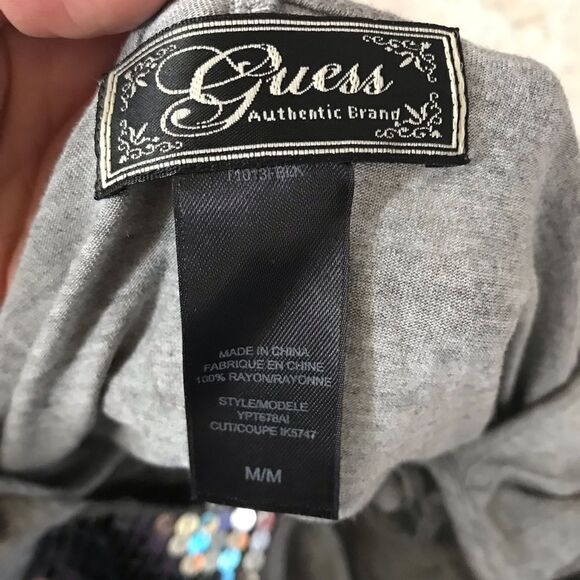 Guess V Neck short sleeve gray top with sequins down front size Medium EUC - Picture 7 of 8